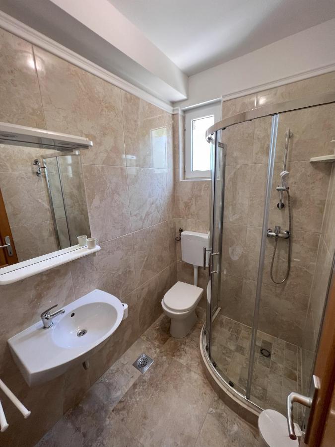 Apartmani Palme Funtana Dış mekan fotoğraf