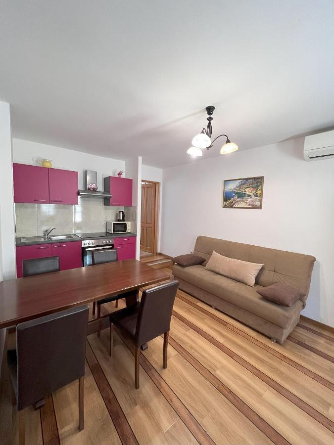 Apartmani Palme Funtana Dış mekan fotoğraf