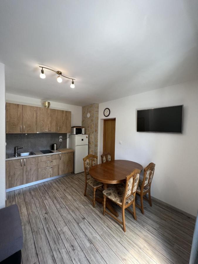 Apartmani Palme Funtana Dış mekan fotoğraf