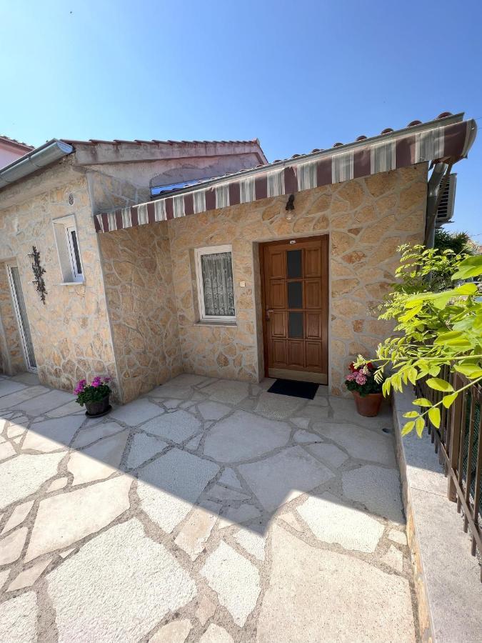 Apartmani Palme Funtana Dış mekan fotoğraf