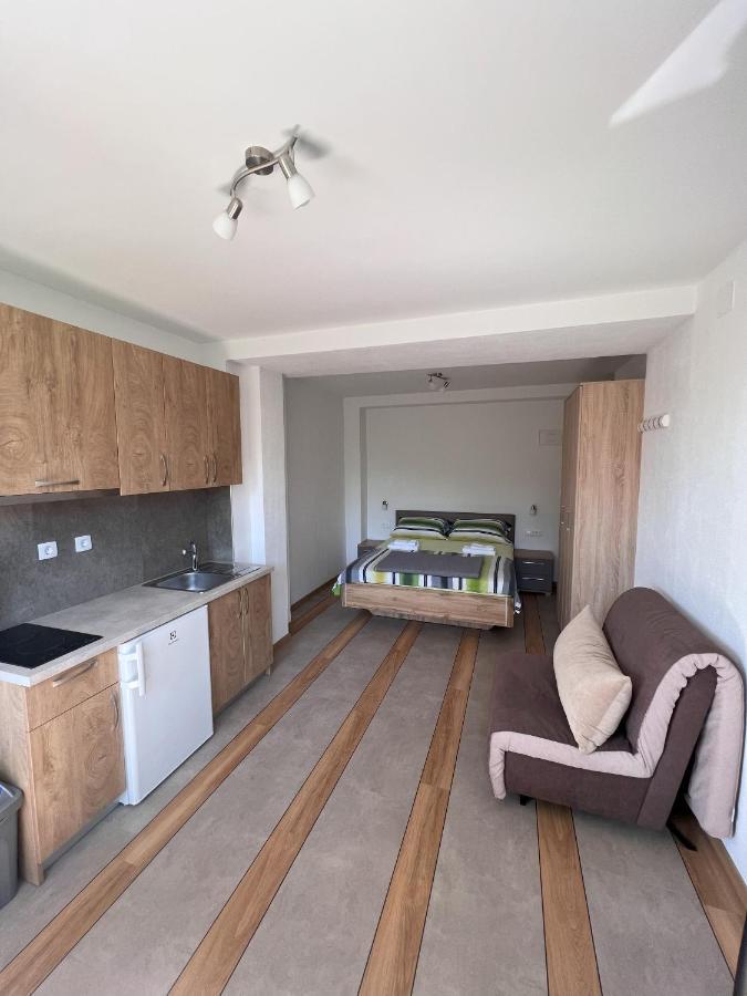 Apartmani Palme Funtana Dış mekan fotoğraf