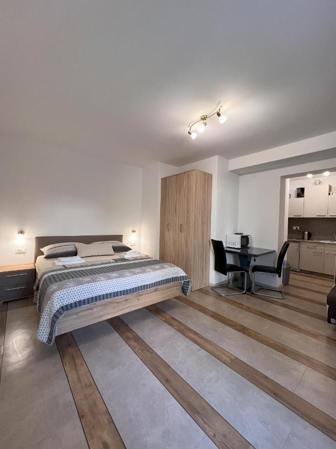 Apartmani Palme Funtana Dış mekan fotoğraf