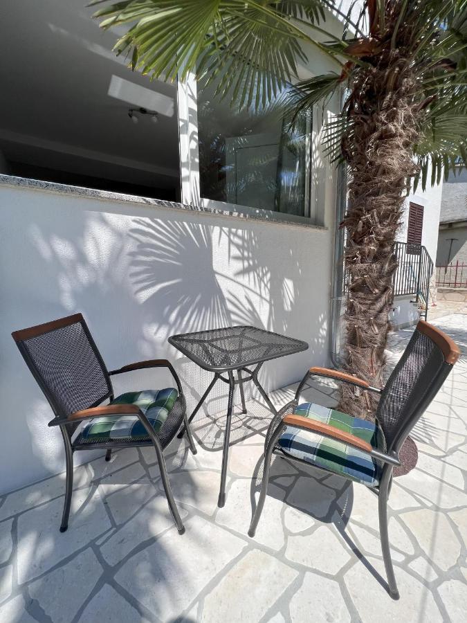 Apartmani Palme Funtana Dış mekan fotoğraf