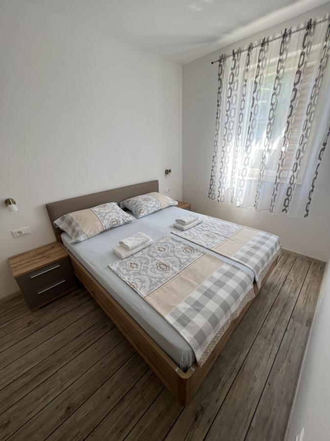 Apartmani Palme Funtana Dış mekan fotoğraf