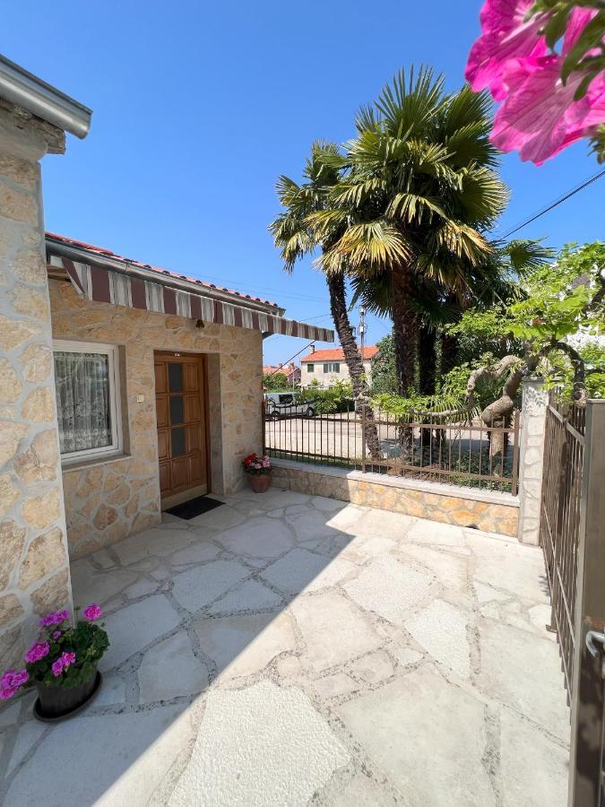 Apartmani Palme Funtana Dış mekan fotoğraf
