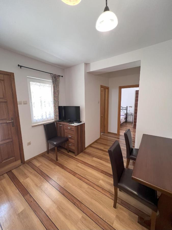 Apartmani Palme Funtana Dış mekan fotoğraf