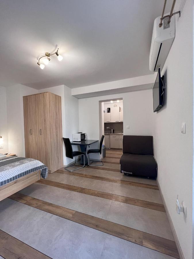 Apartmani Palme Funtana Dış mekan fotoğraf