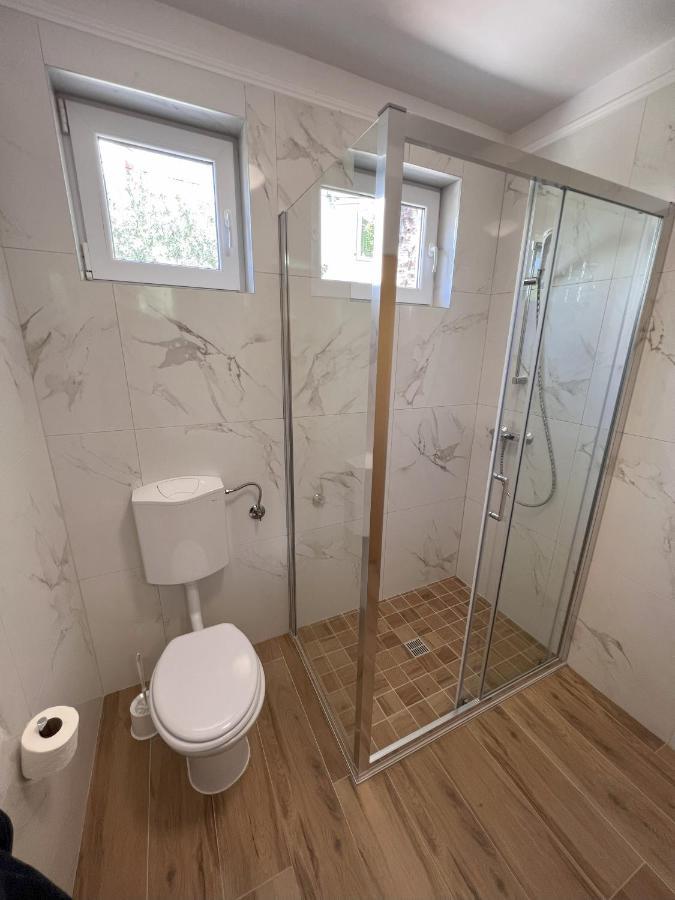 Apartmani Palme Funtana Dış mekan fotoğraf