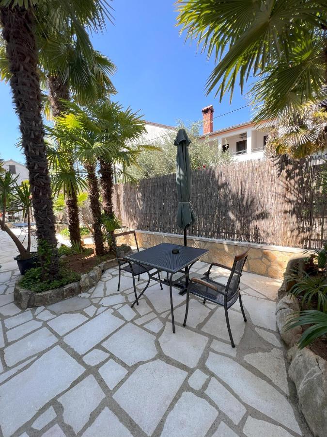 Apartmani Palme Funtana Dış mekan fotoğraf